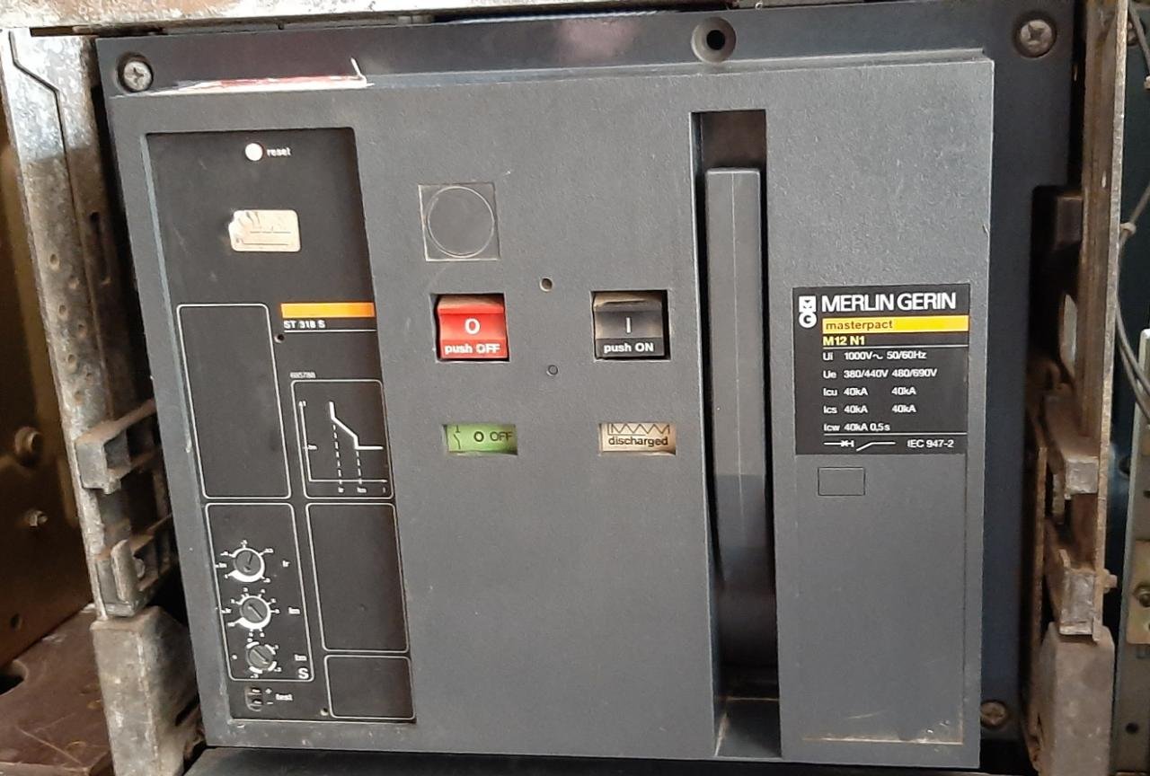 Merlin Gerin M12 N1 | Air Circuit Breaker