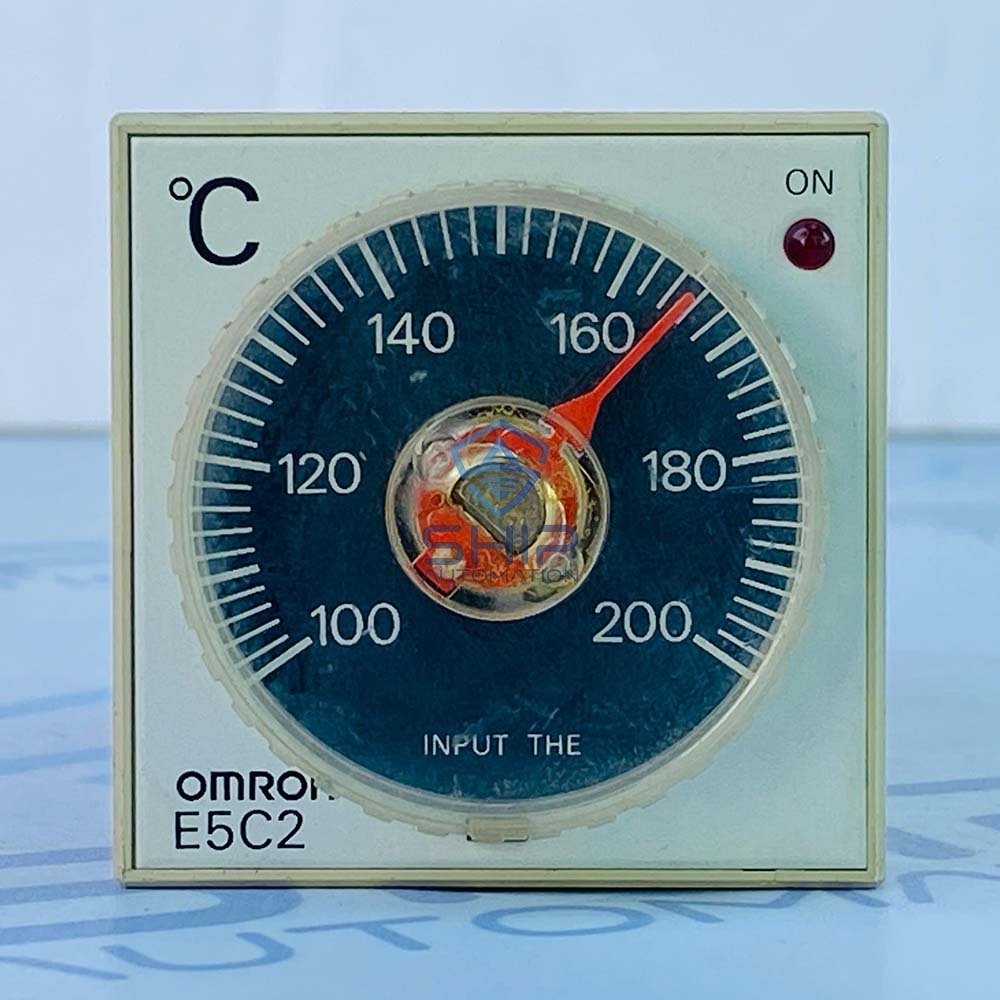 Omron E5C2-R20G | Temperature Controller