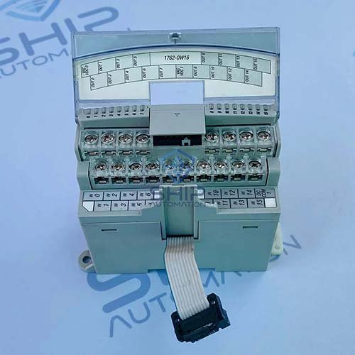 Allen-Bradley 1762-IQ16 | 16 PT 24 VDC SINK / Source Input