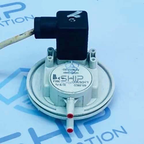 E01 003(605 99622) (2) Safetec E01.003 | Pressure Switch