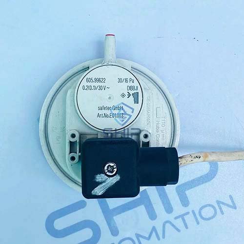 E01 003(605 99622) (4) Safetec E01.003 | Pressure Switch