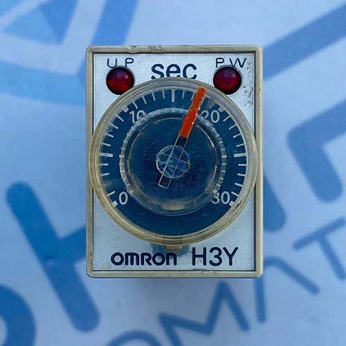 Omron H3Y-4 | Timer